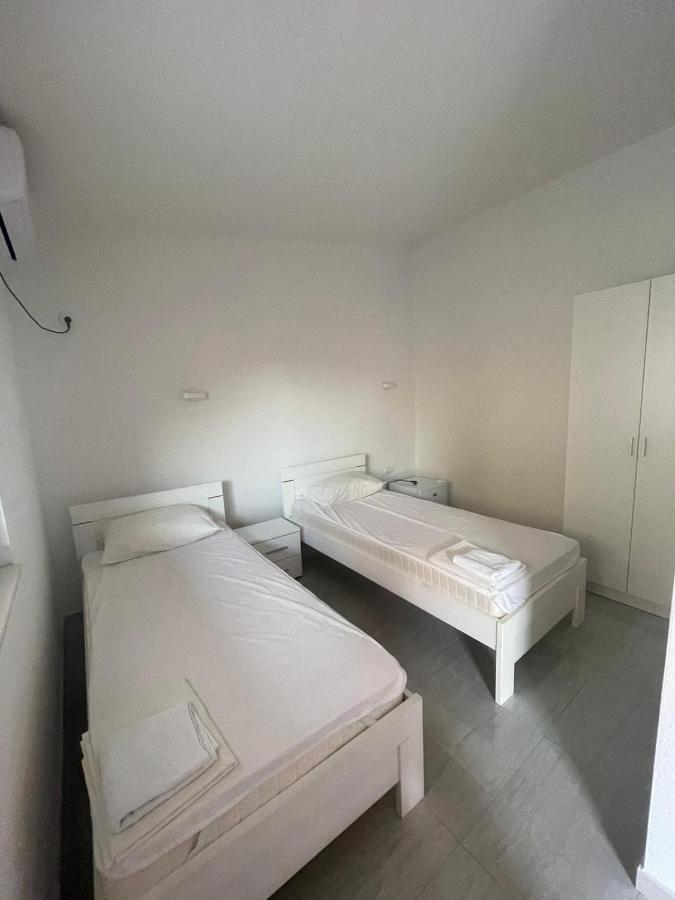 Mali Medved Ulcinj Quarto foto